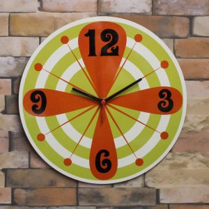 Wooden Clock - Retro